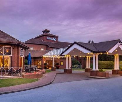 Hilton East Midlands Airport Exterior